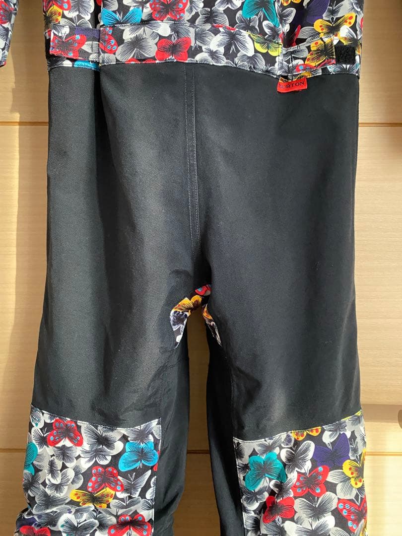 【専用】BURTON 子供用スノーボードウェア XS120 バタフライ柄