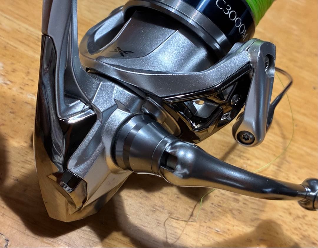 【シマノ】15ストラディックC3000HGM、ZPIノブ付、OH済