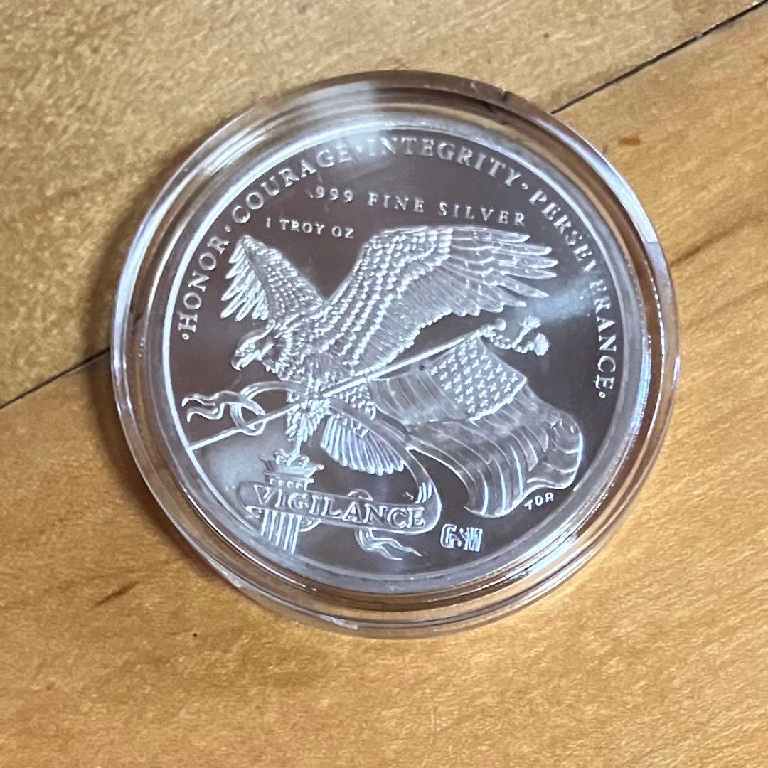 第45代 トランプ大統領 1オンス 銀貨 999 新品 未開封 イーグル