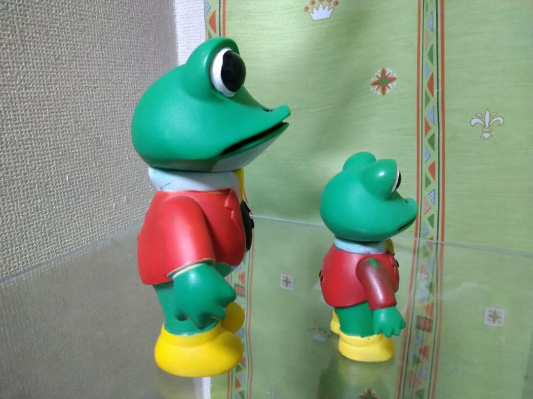 ケロヨン　ソフビ　礼服　大小セット