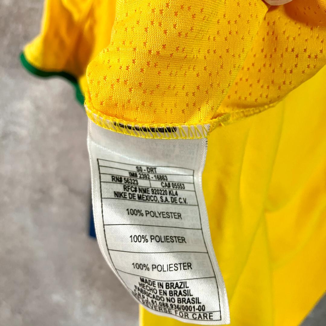 NIKE ユニフォーム　サッカー ブラジル代表 CBF　00-02 紙タグ付き