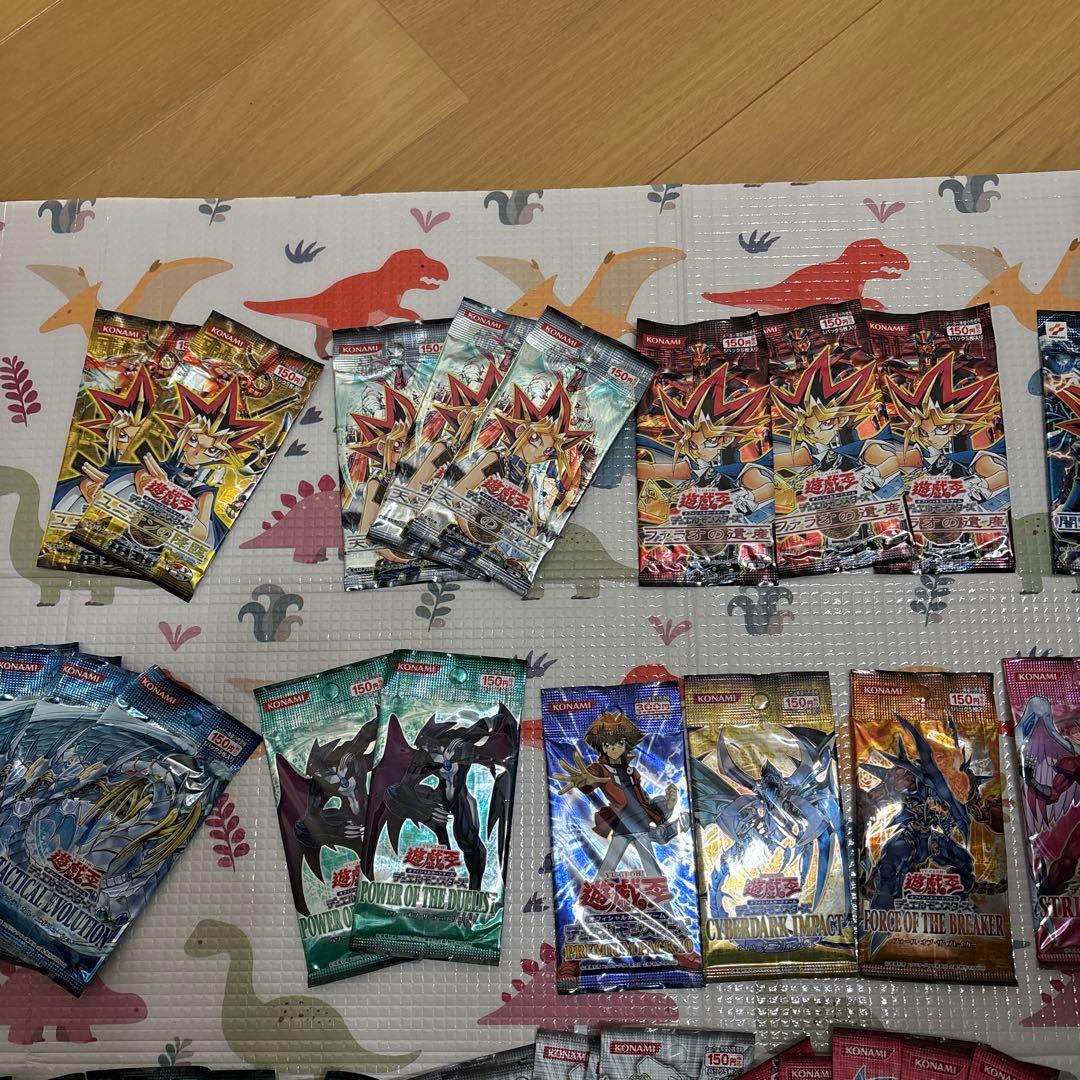遊戯王OCG トレーディングカード 未開封パックまとめ売り