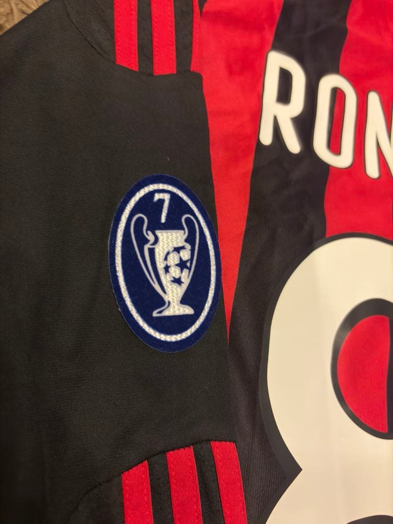 【当日発送】ロナウジーニョ ACミラン ユニフォーム