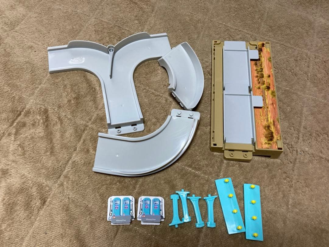 カーズトミカ　あそべるマップ　ラジエータースプリングス