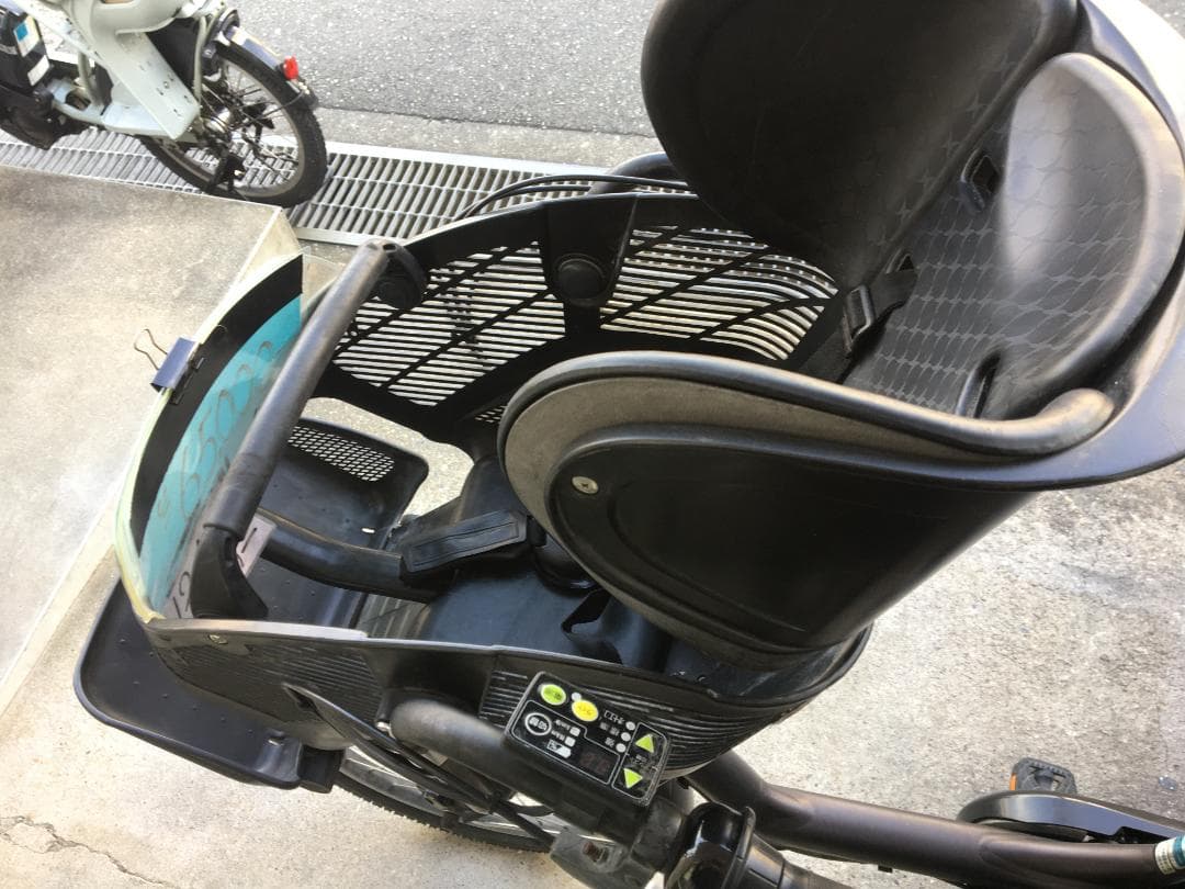 地域限定送料無料　アンジェリーノプティット　三人乗り　12,3AH　電動自転車