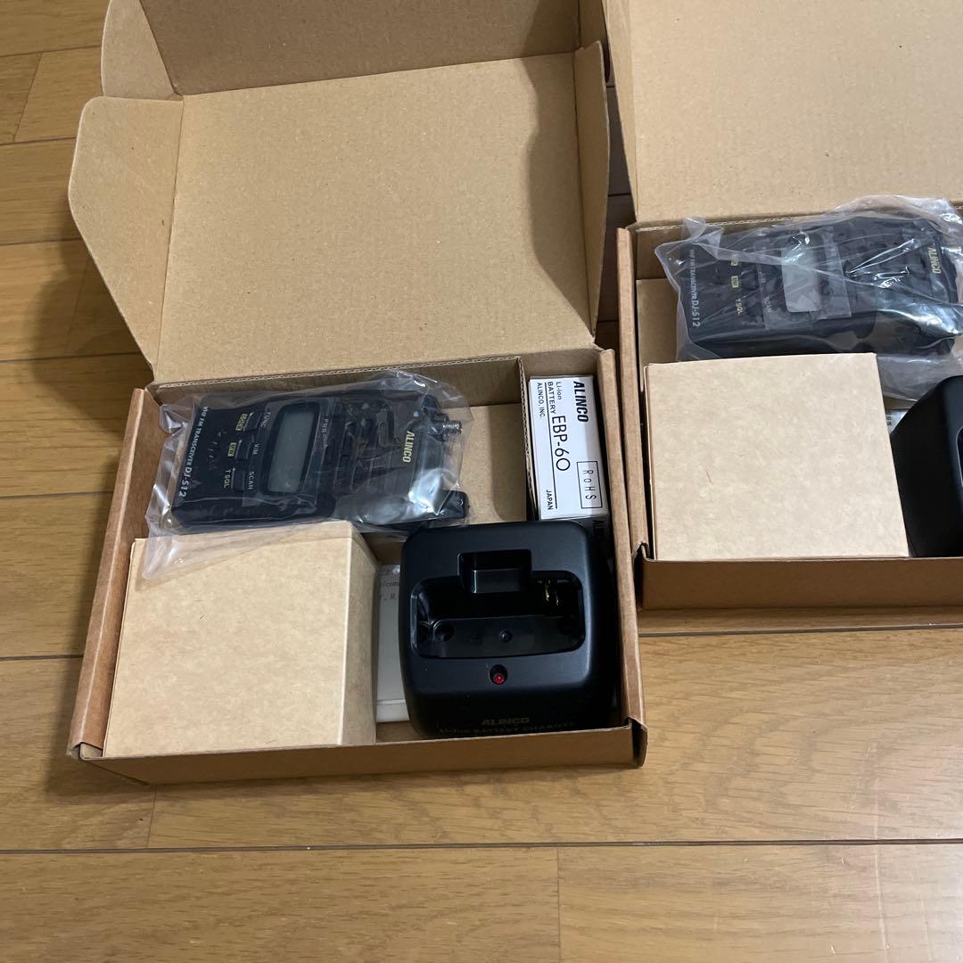 〈美品〉ALINCO DJ-S12 VHF FM TRANSCEIVER 1台
