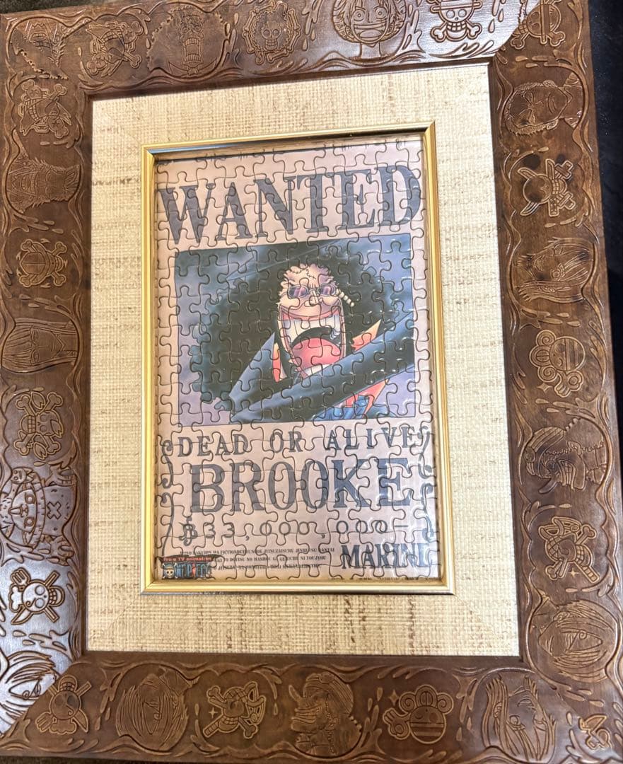 【値下げ可】手配書　パズル　15個　ワンピース　専用フレーム付