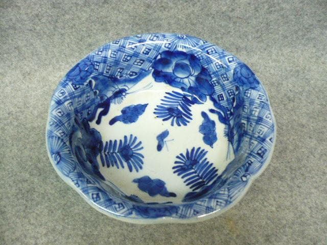 伊万里 染付 深鉢 [B23651] 花に蝶 古美術 古玩