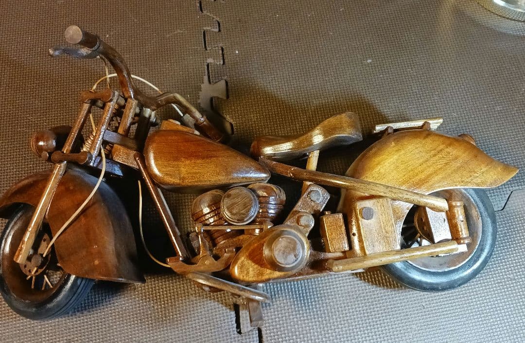 カッコいい！木製オートバイ セット　ジャンク扱い
