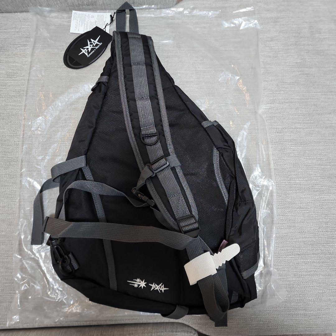 TOMORROW X TOGETHER Sling Bag スリングバッグ