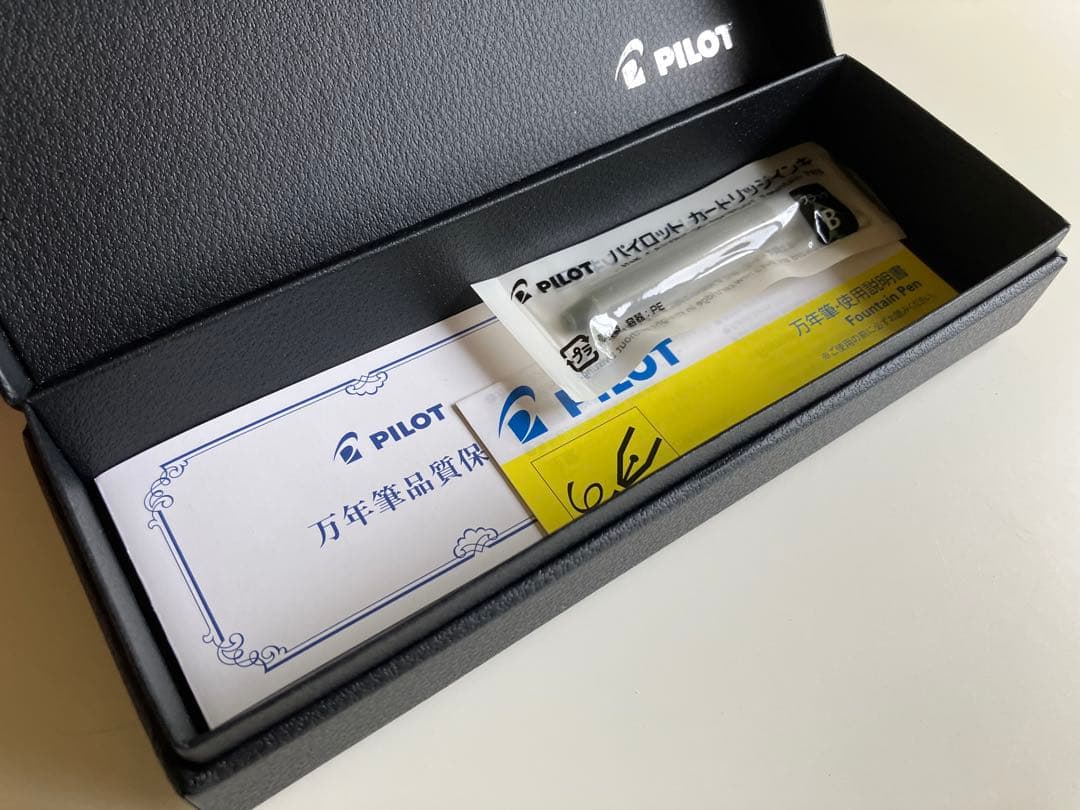 PILOT キャップレスデシモ 2019年限定色 メタリックソフトグリーン M