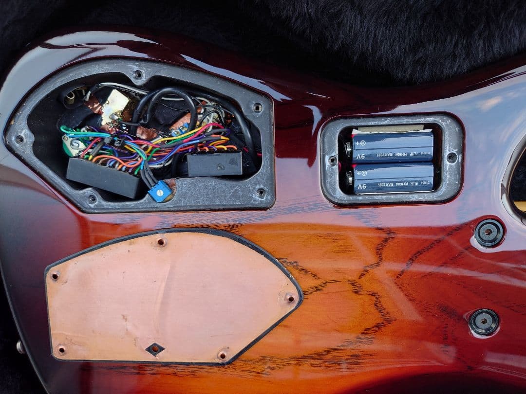 ベース roscoe LG3005