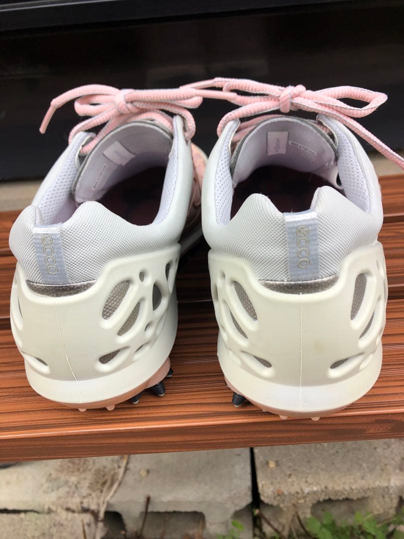 299番 新品ECCOゴルフシューズ40 25.0～25.5cmソフトスパイク