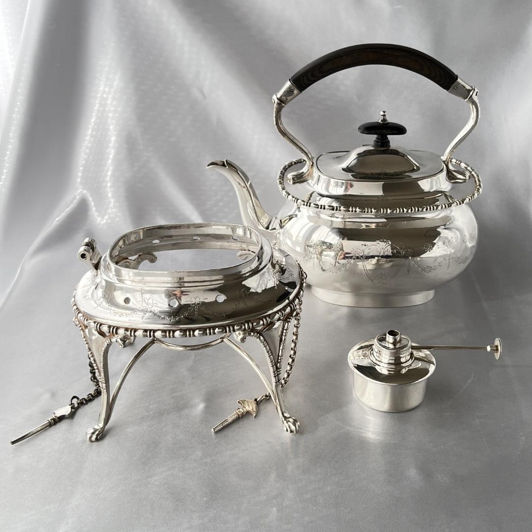 【James Deakin】 ティーケトル スタンド / バナー