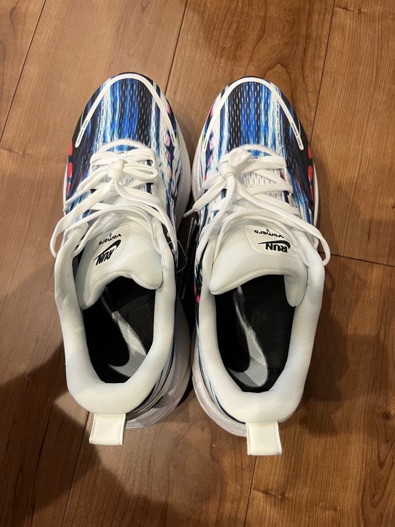 【新品】Nike ランニングシューズ ボメロ vomelo 18SE 27cm