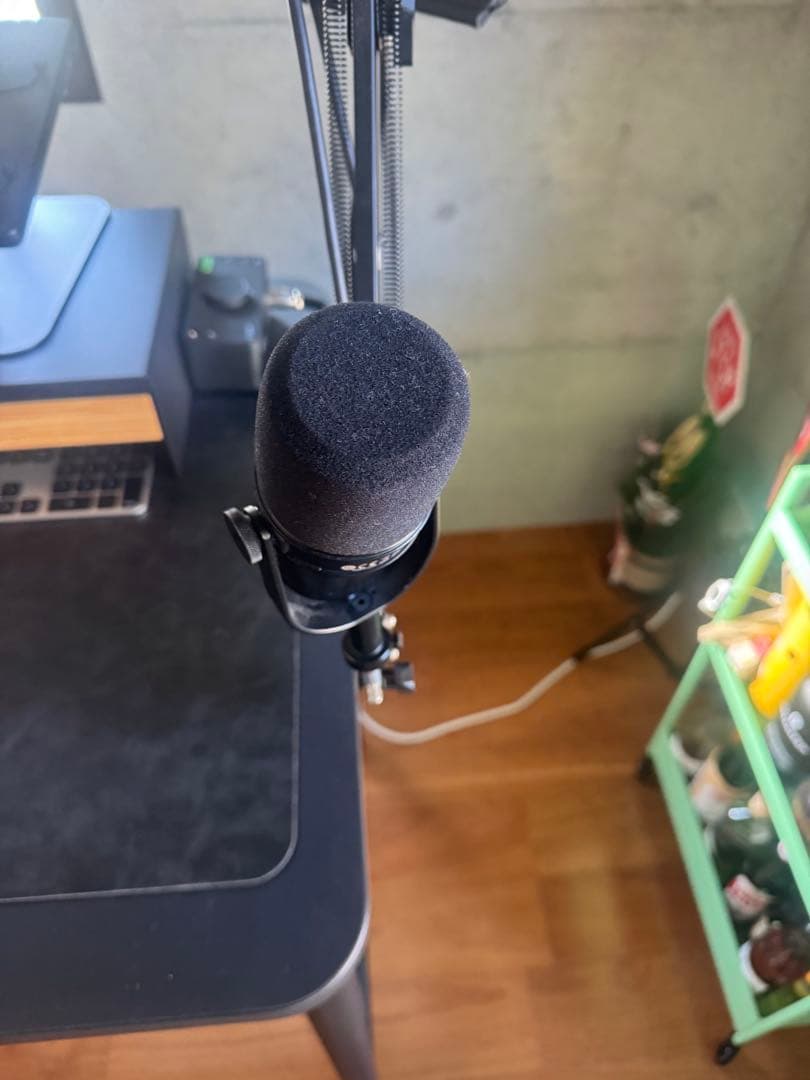 SHURE MV7 ダイナミックマイク + マイクアーム + XLRケーブル