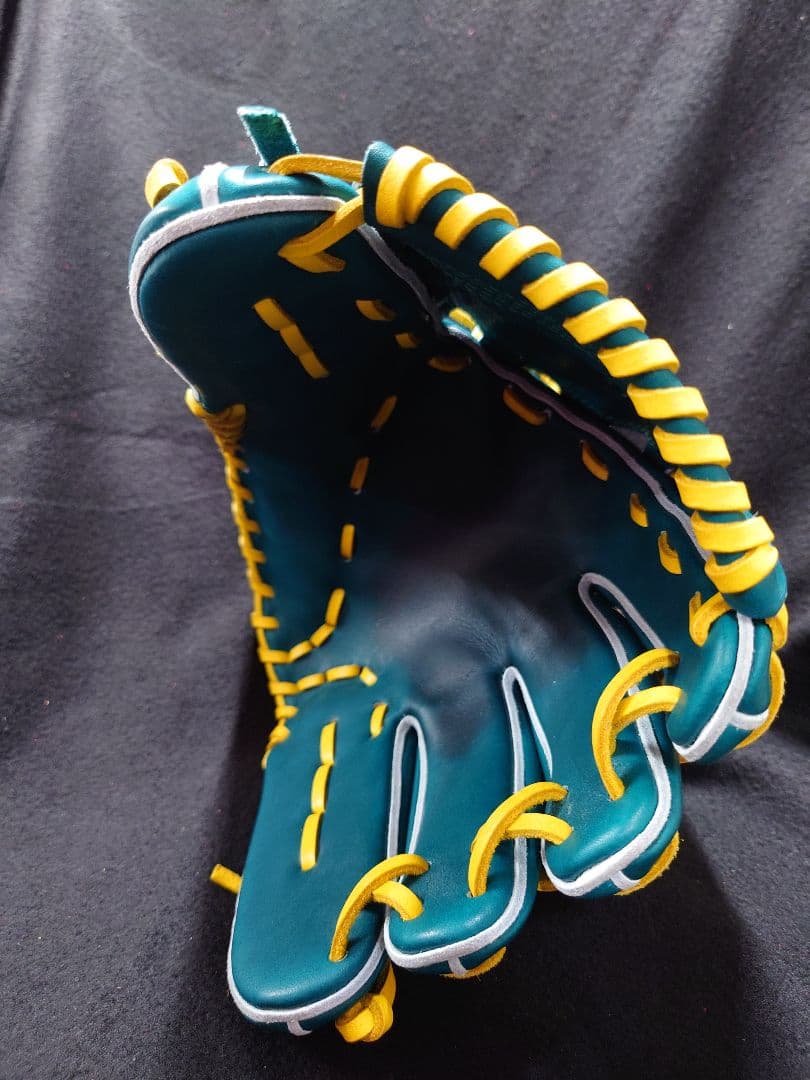 【新品】コニーズ/Konies カタログ外　寺田レザー　硬式投手用グローブ