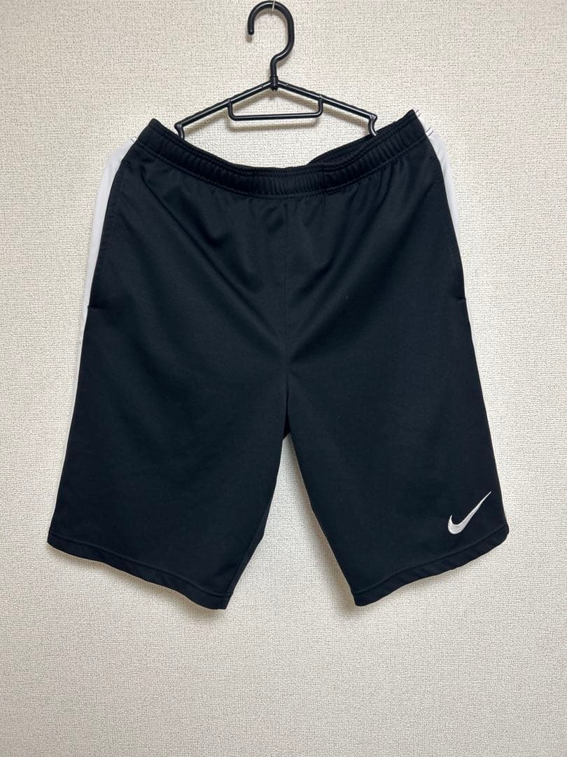 ナイキ　ウエア　上下セット　浦和レッズ、鹿島アントラーズ