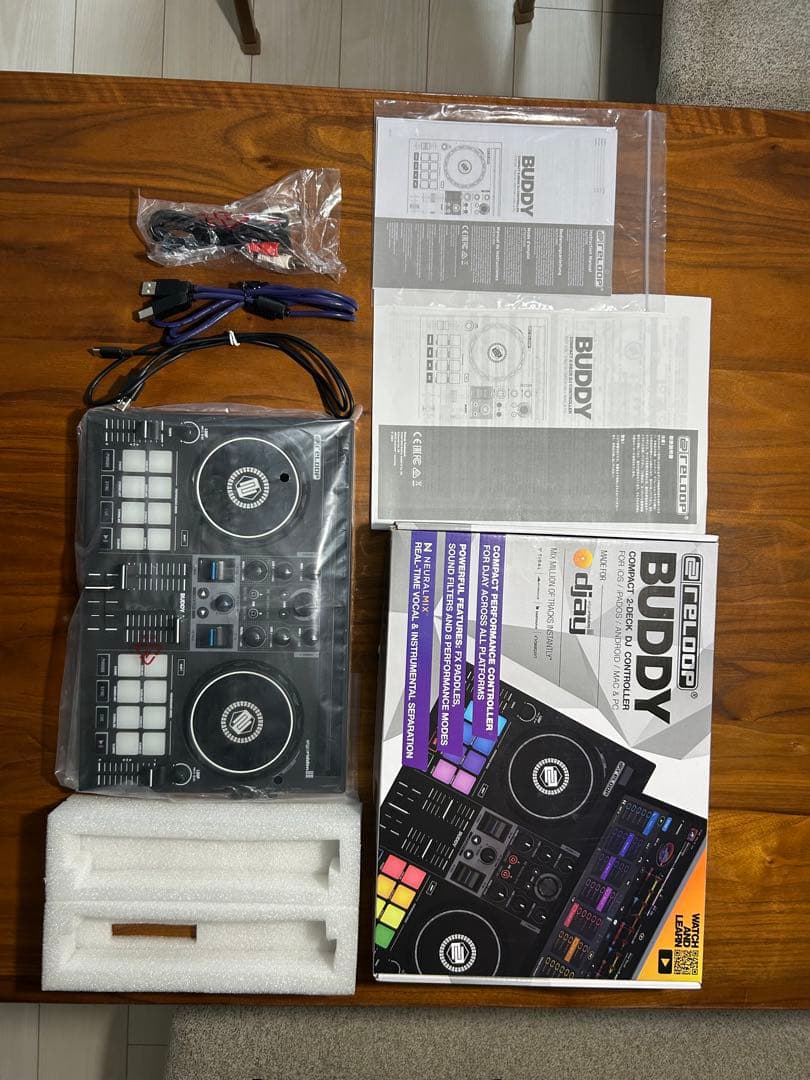新品◆DJコントローラーBuddy◆ djay+Apple Music対応