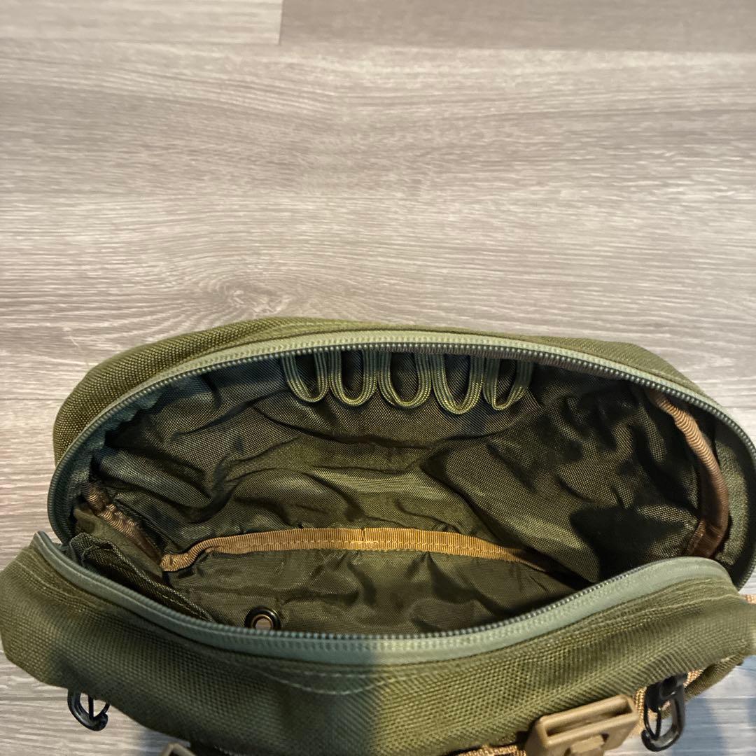 青空商会ミリタリー横図納ポーチ