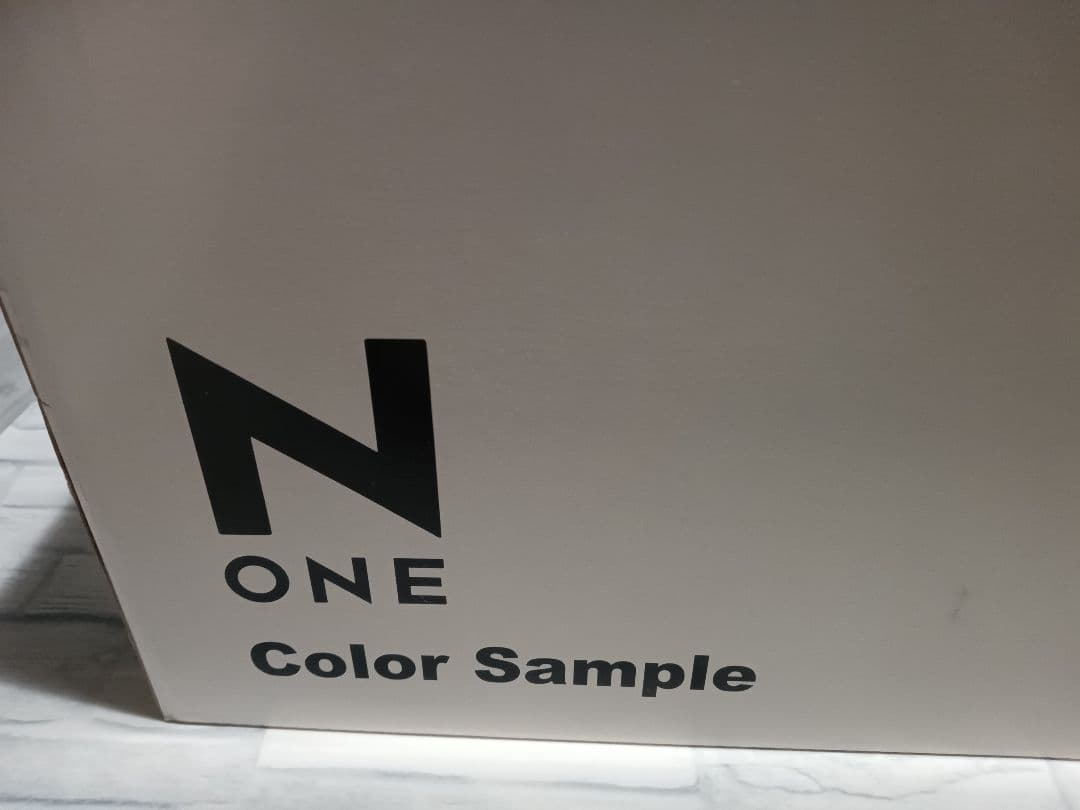 1/12 ホンダ　N-ONE Nワン　特大サイズ　カラーサンプル　ミニカー　白