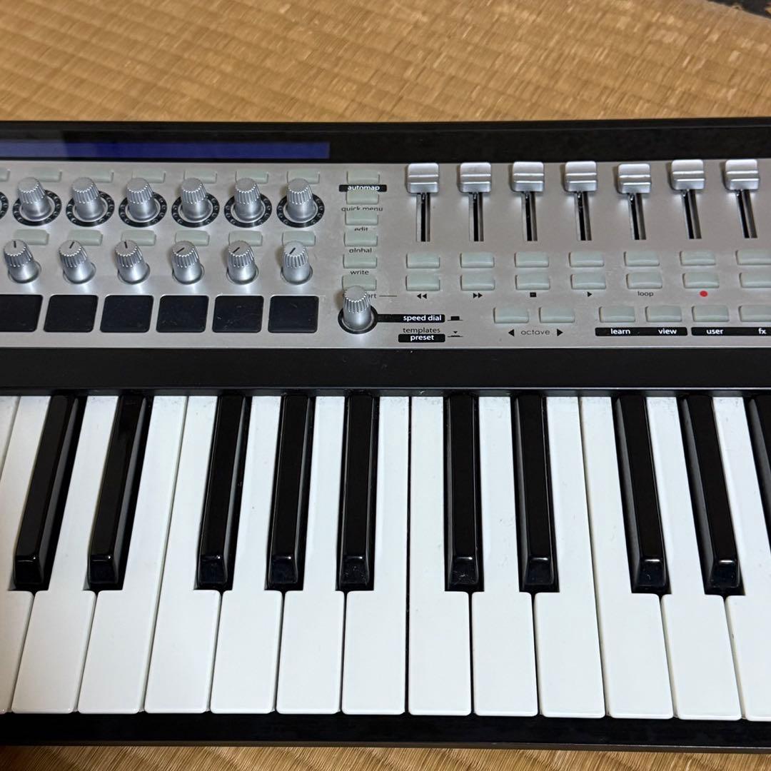 novation/MIDIキーボード&コントローラー/61SL MkII