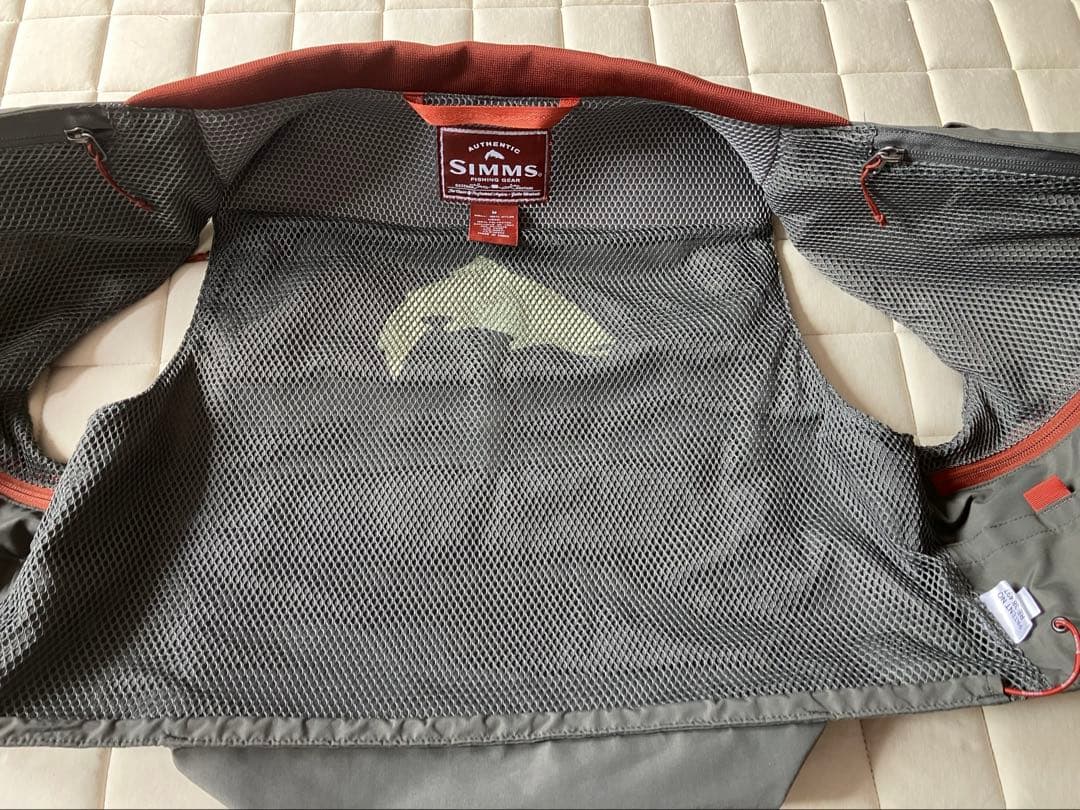 【未使用品 】レア SIMMSガイドベスト　US規格Mサイズ