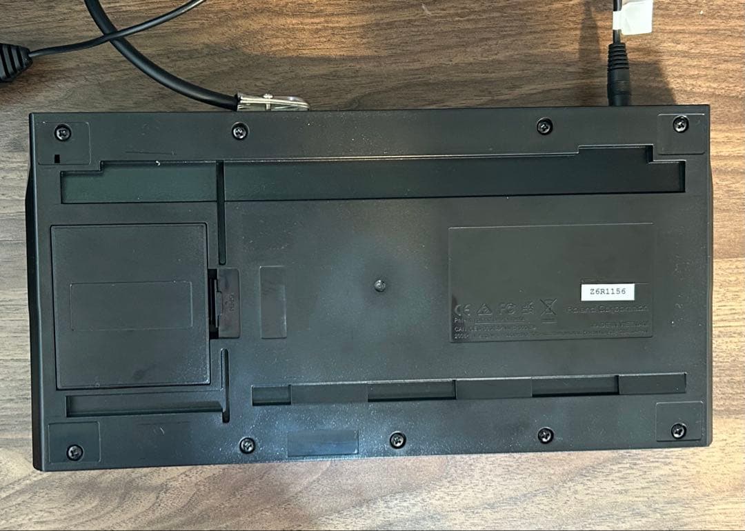 BOSS GT-1wh マルチエフェクター 限定カラー 純正アダプター付き