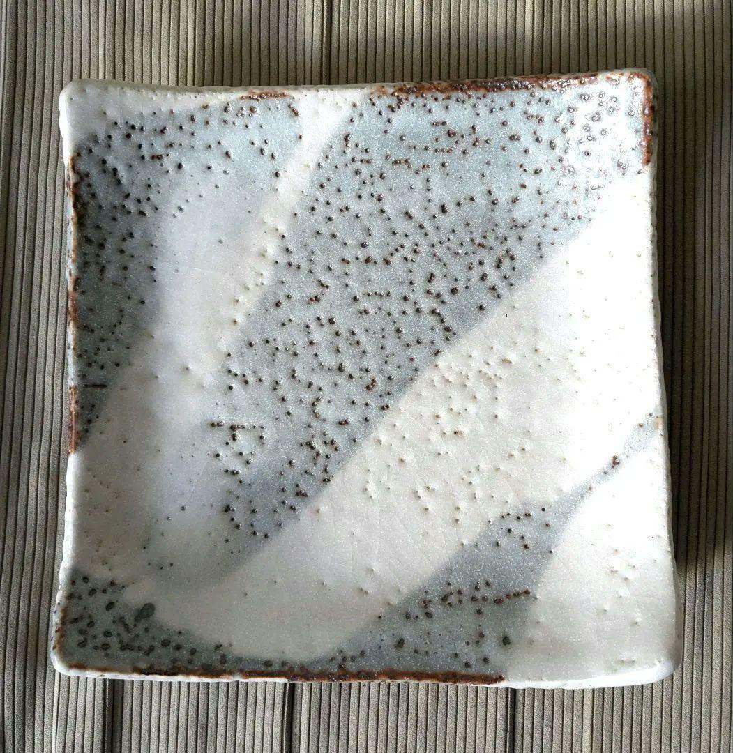 加藤春鼎 大皿　鼠志野　大型　角皿26㌢平皿　作家物