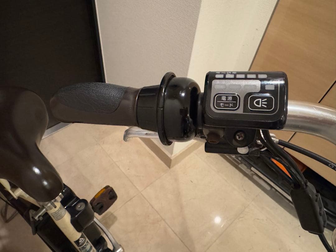 【引取限定】ブリヂストン BRIDGESTONE 電動アシスト自転車 アイボリー