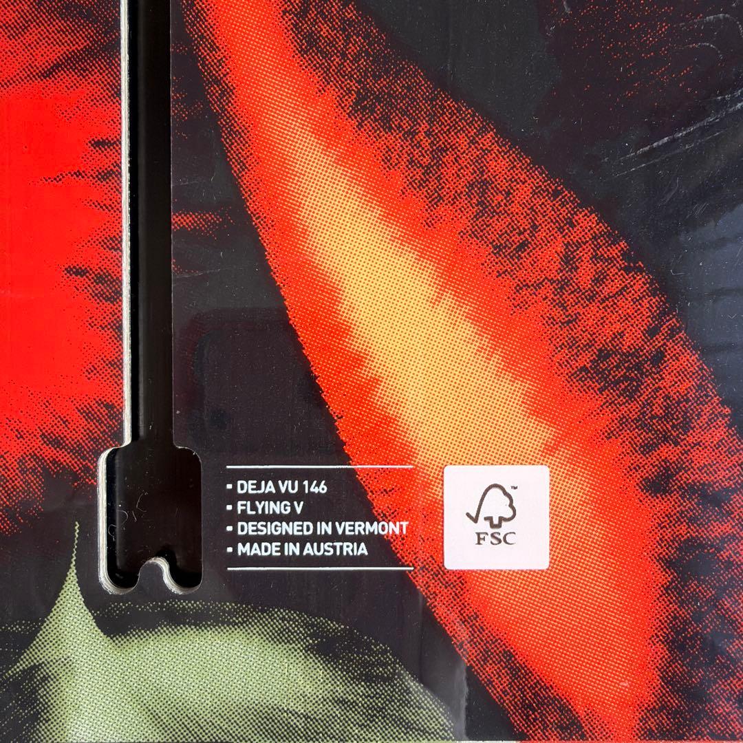 BURTON スノーボード デジャヴュ146cm　ボードスリーブ付き