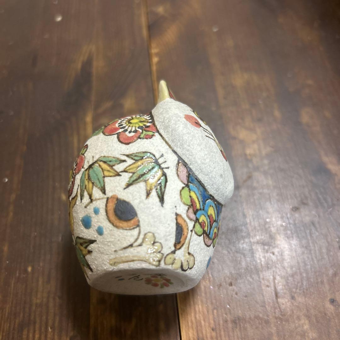 作家　陶芸作家　招き猫　手描き　左手上げ　商売繁盛　縁起物