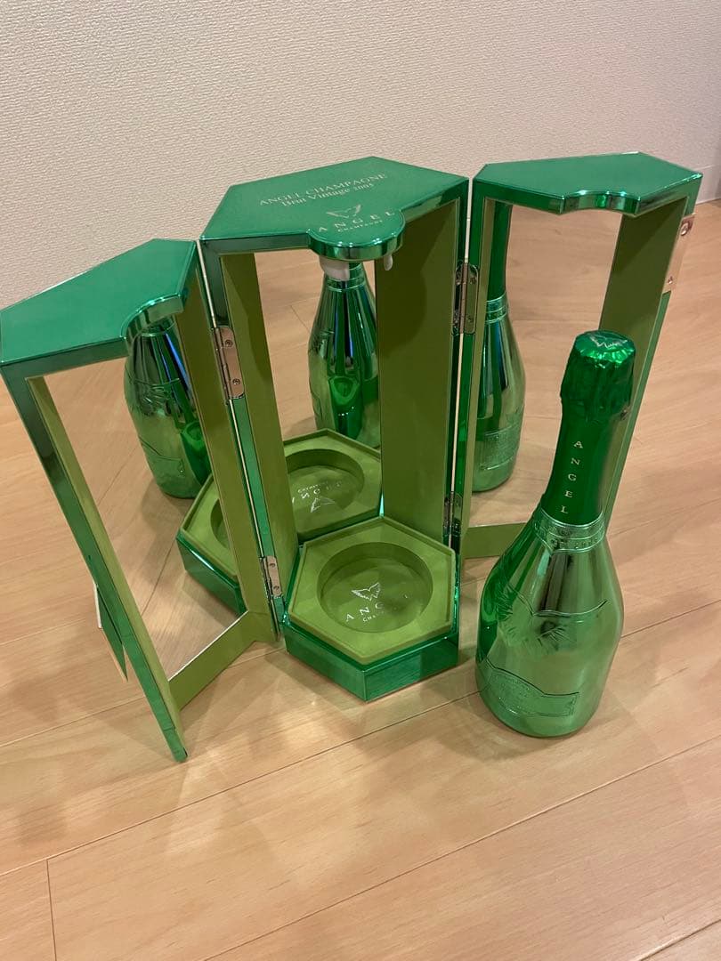 新品【未開栓】エンジェル シャンパン ヴィンテージ 2005　グリーン