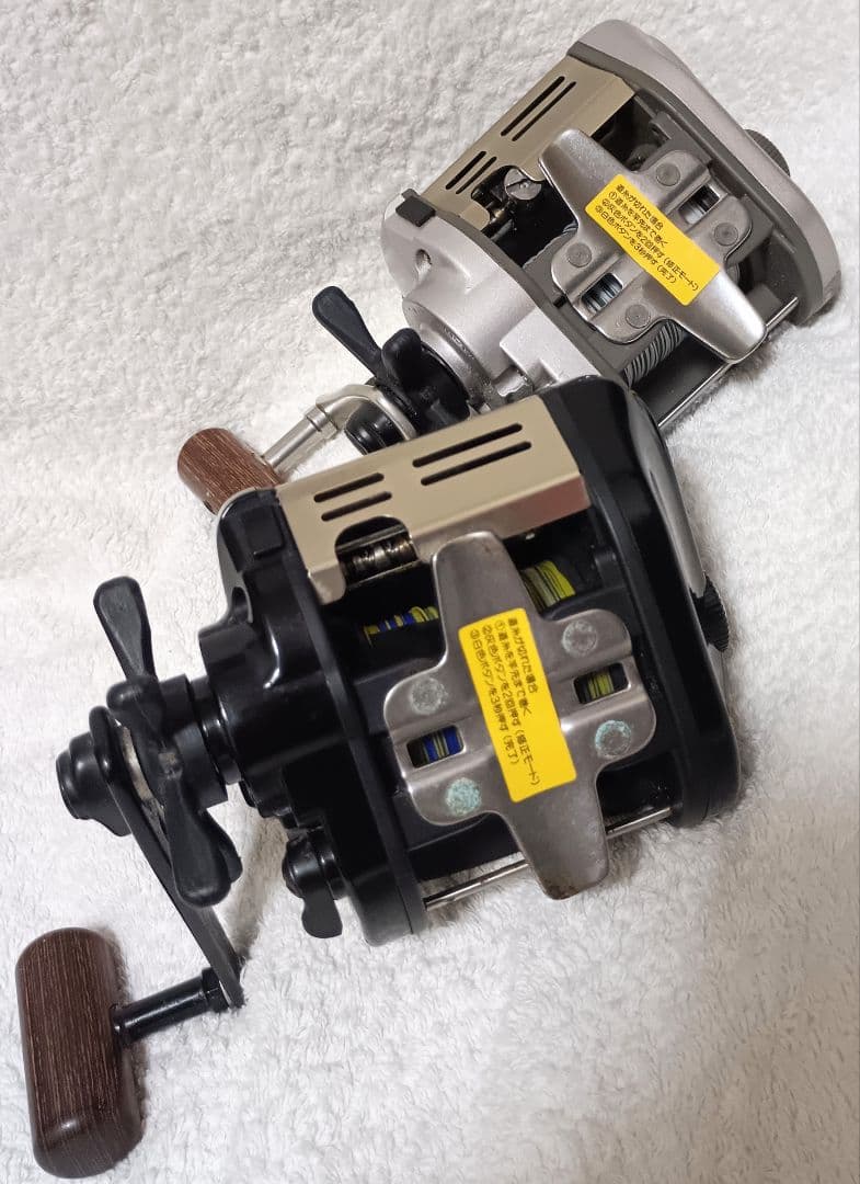 ダイワタナセンサーX350デジタル深度カウンター付両軸リールまとめて2台