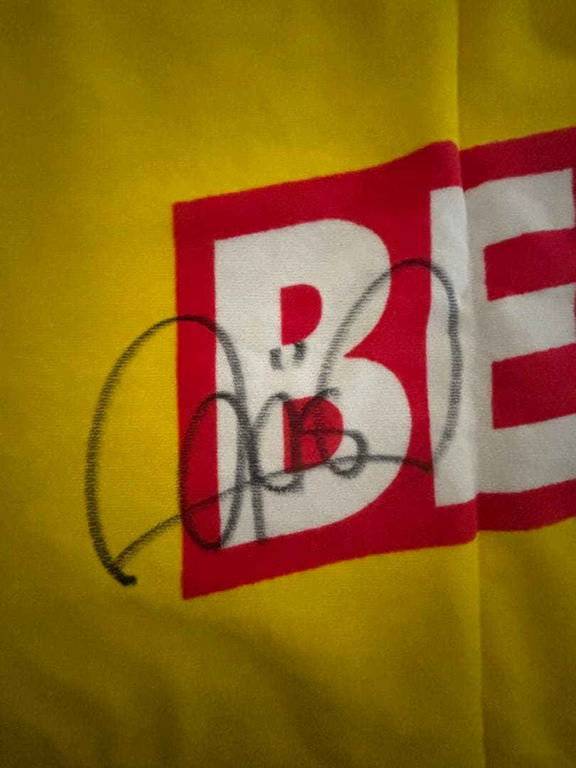 BERRY GOODMAN サイン入りタオル