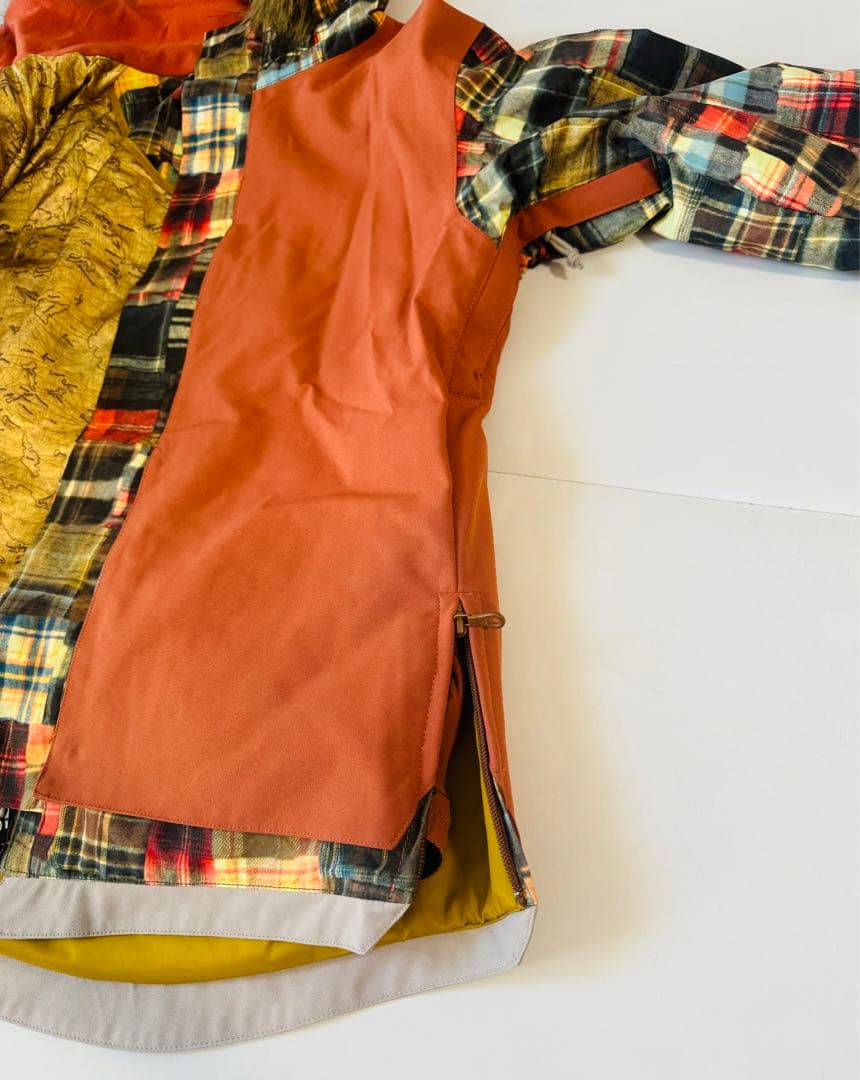 【新品】BURTONバートン ウエア レディース　機能抜群