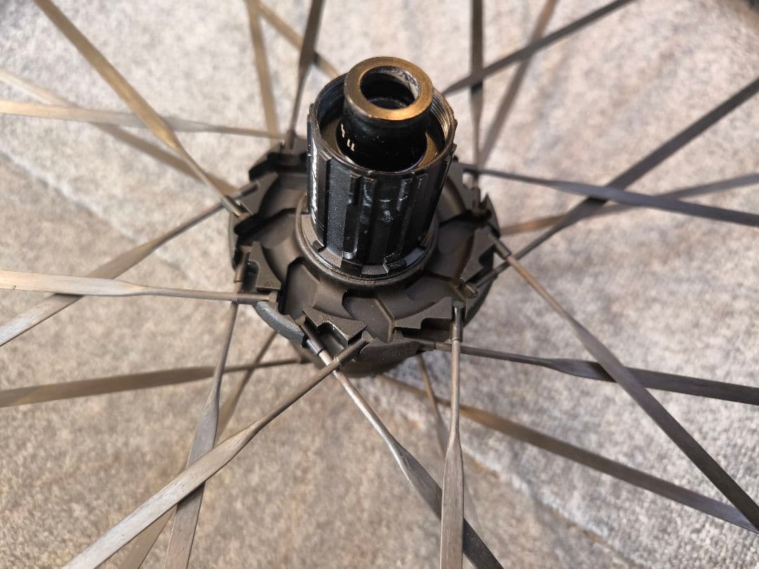 b*6様 CADEX 50 ULTRA DISC TUBELESS