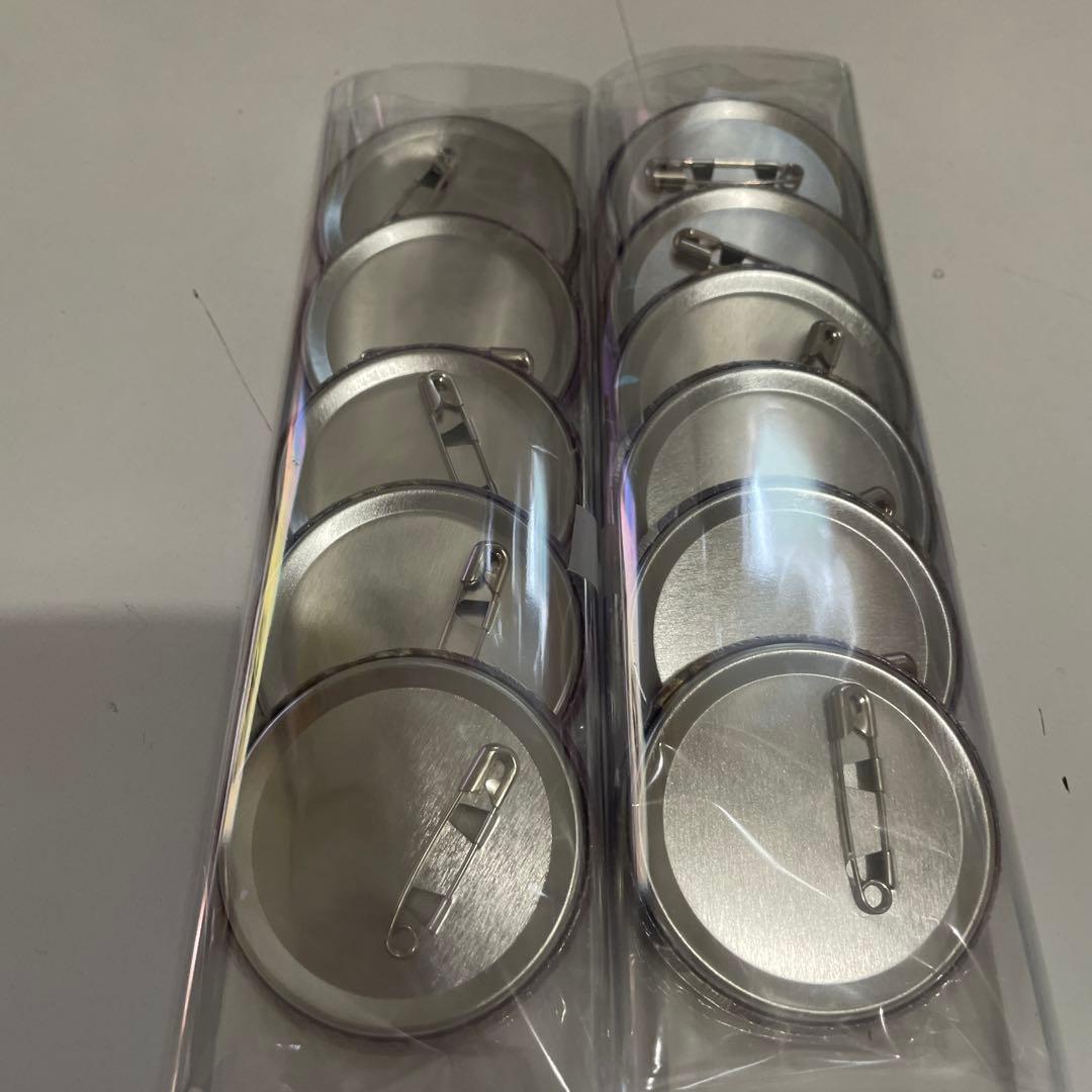 M65.志麻 大忘年会 缶バッジ パイレーツ 等身 2024