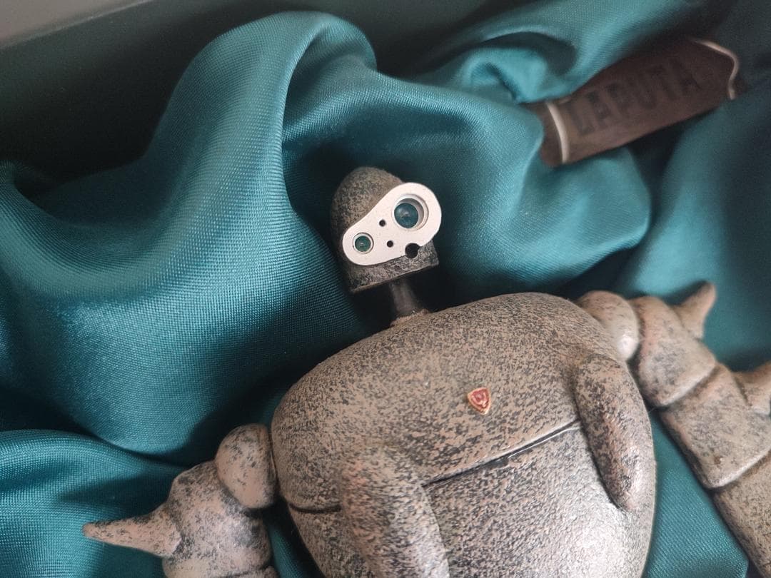 天空の城ラピュタ　ロボット兵　COMINICAフィギュア　コミニカ　ジブリ