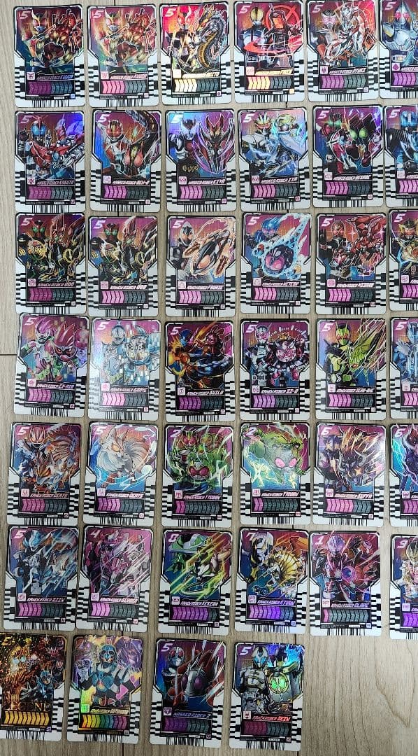 仮面ライダーガッチャード　ライドケミートレカL以上 123枚まとめ売り