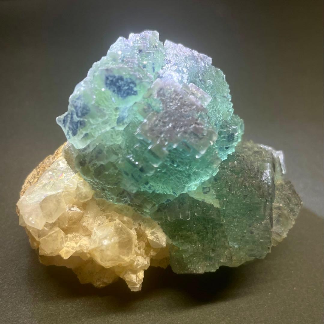 ナミビア Omihana産 フローライト 蛍石 鉱物標本 原石