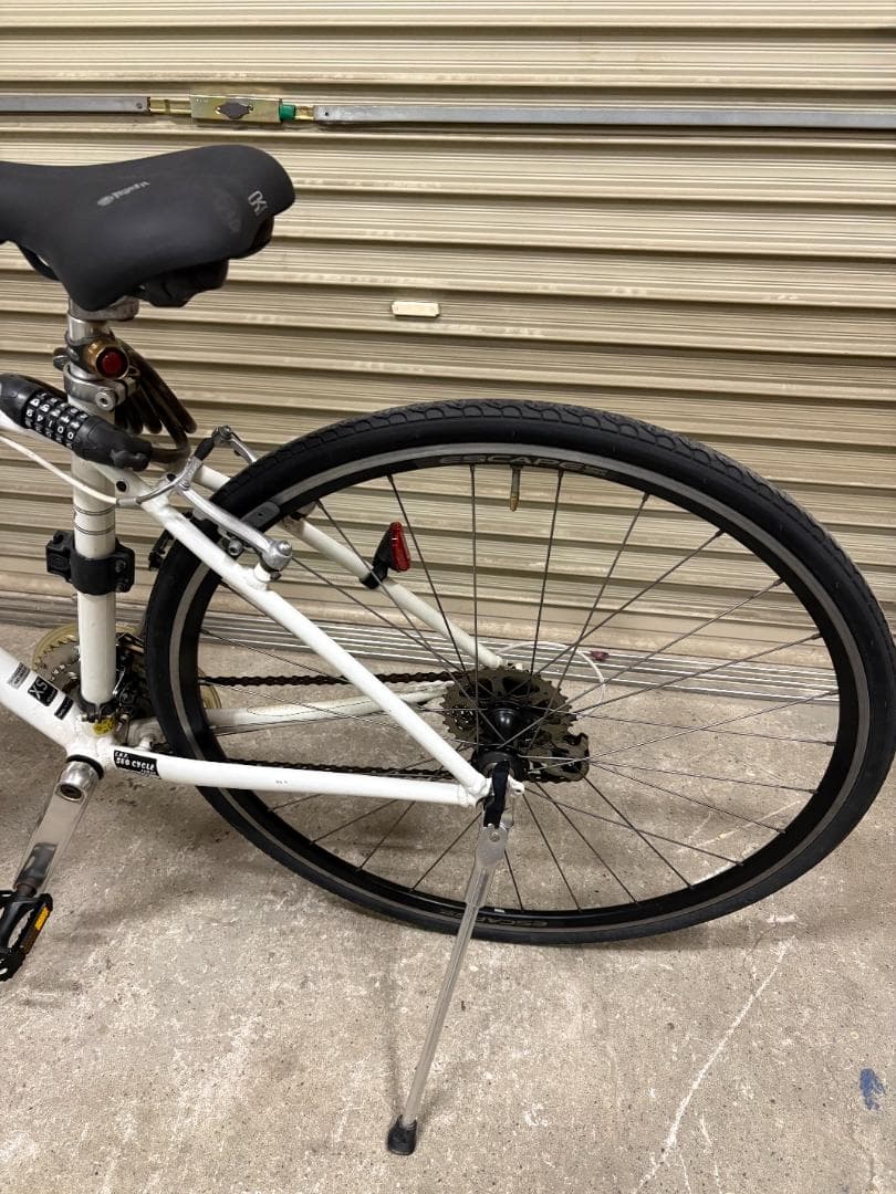 GIANT ジャイアント ESCAPE R3 クロスバイク XSサイズ ホワイト