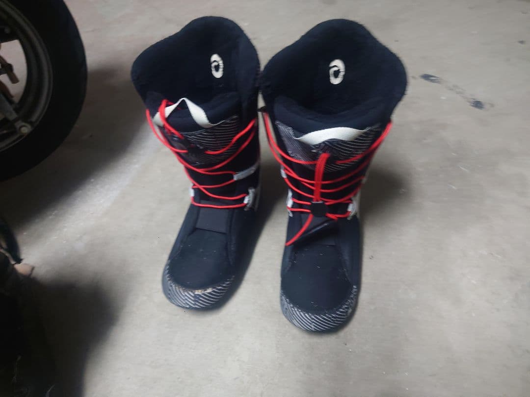 ディーラックス スノーボードブーツ