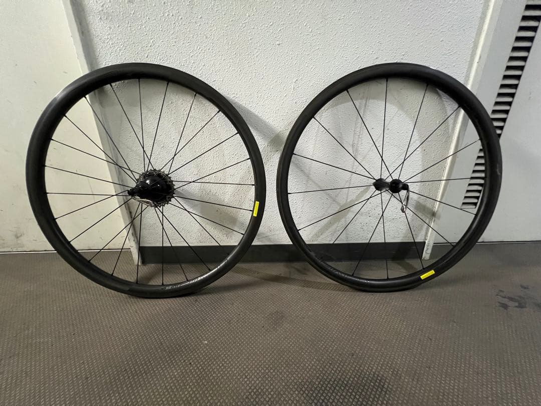 roval rapide clx32 クリンチャー