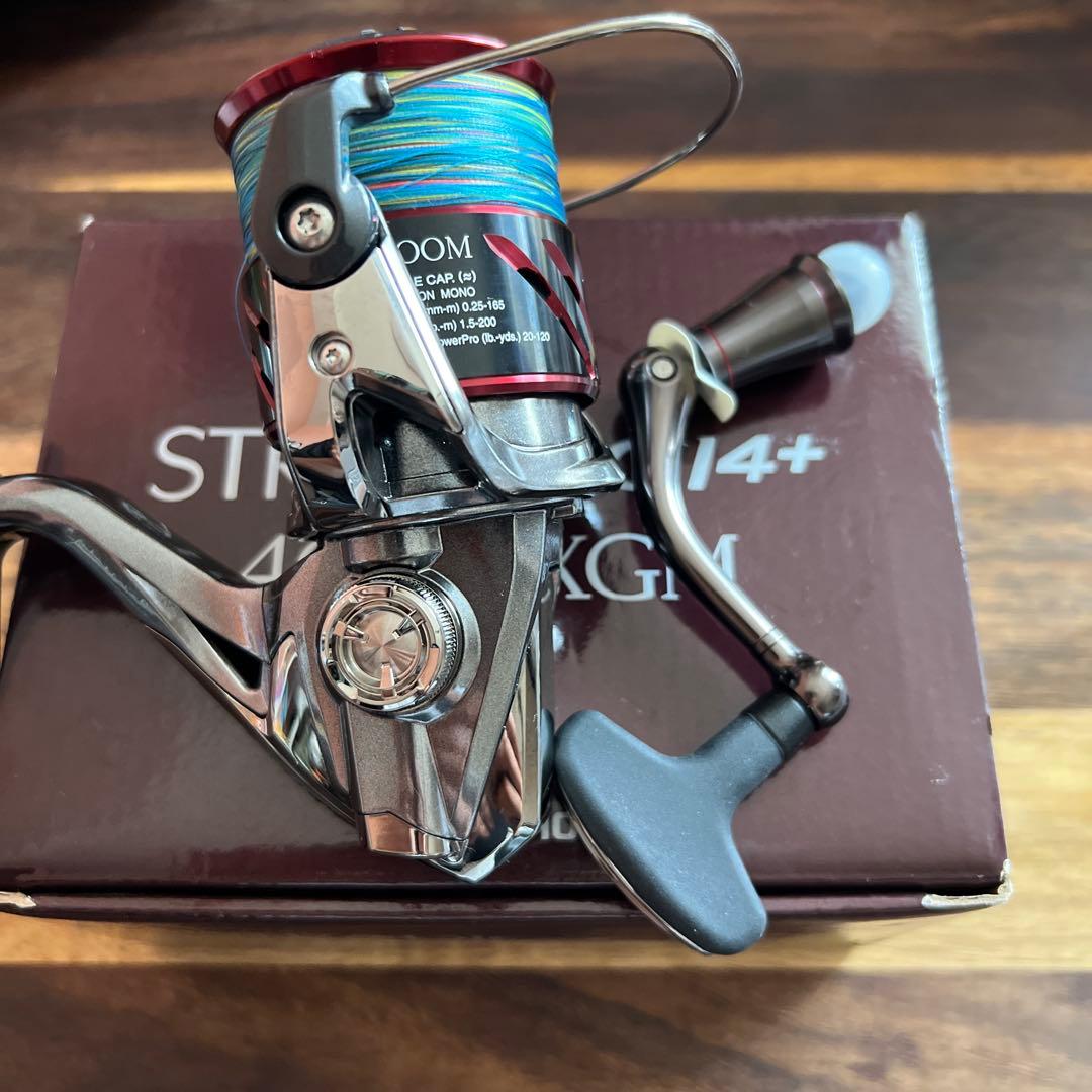 【未使用品】シマノ STRADIC CI4+ 4000XGM