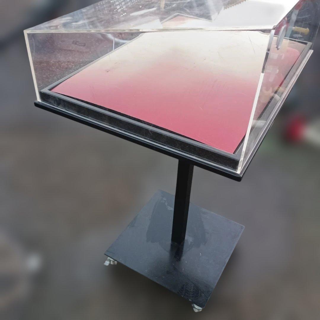 5733）サンプルケーススタンド　アクリルカバー付きシューケース