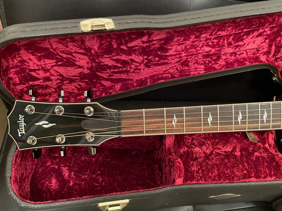 Taylor 814CE V-class J-Spec (特別仕様) オマケ付