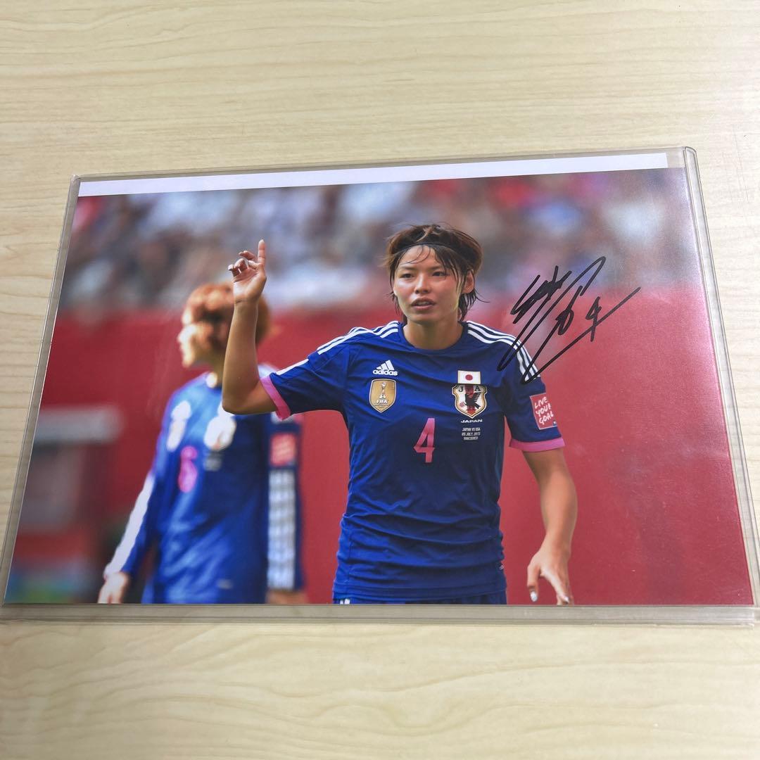 なでしこジャパン　日本代表女子サッカー主将 熊谷　紗希 　直筆サイン入りフォト