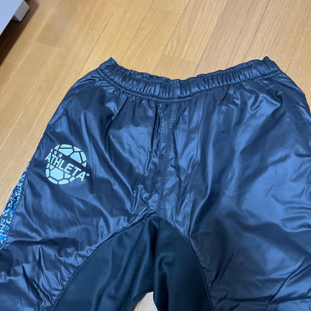 ATHLETA 暖かい中綿入りピステ上下セット　Ｌサイズ