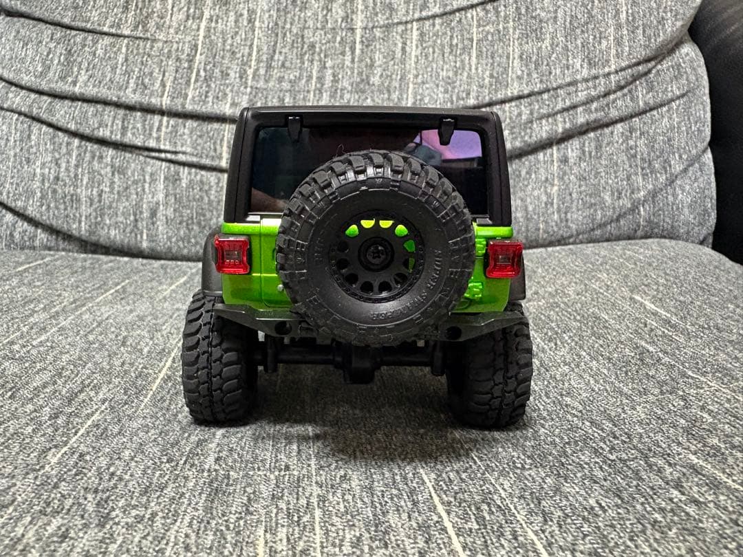 ミニッツ4×4 ジープ ラングラー アンリミテッド ルビコン 充電器 充電池